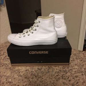 LEATHER high top converse